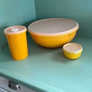 Tupperware Lg Fix-n-Mix Bowl 274-1, Round Pour-n-Store 321-7, Childs Bowl 1403-1